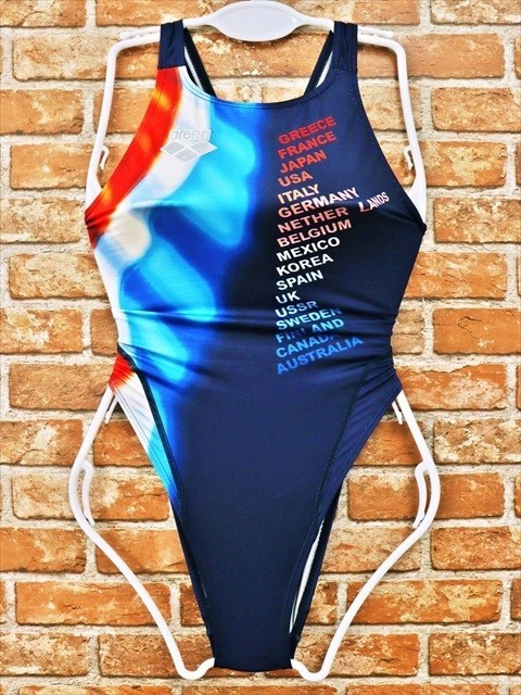 BO3-09P△/arena*アリーナ♪日本製*FAR-4513W*初期NUX*世界の国々*リミック*レディス競泳水着*L※一番安価な送料はゆうパケットなら210円