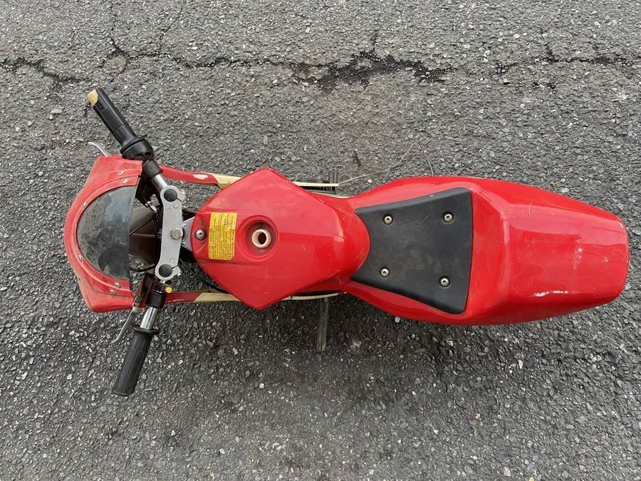 ポケバイ 部品どり ポンコツ ポケットバイク□ジャンク品 (赤)(車体
