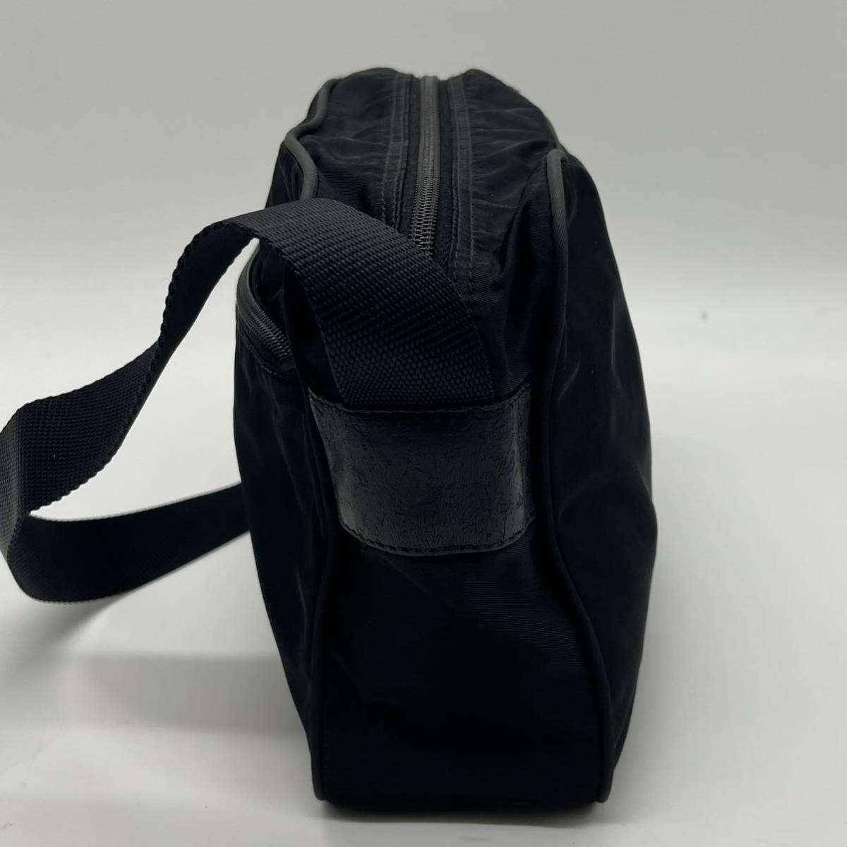 1円【人気モデル！】プラダ PRADA ショルダーバッグ カメラバッグ
