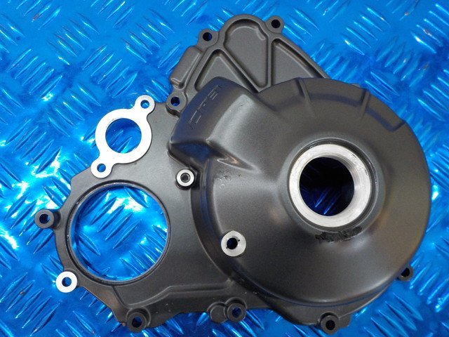 D262○○純正 トレーサー ヤマハ 中古 エンジンカバー ジェネレーター