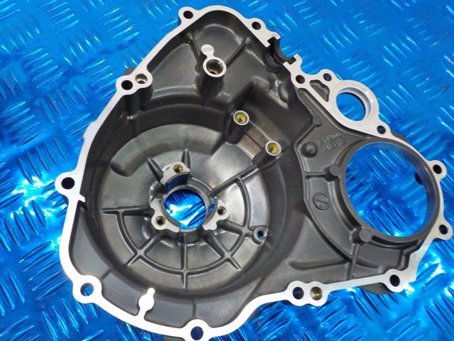 D262○○純正 トレーサー ヤマハ 中古 エンジンカバー ジェネレーター