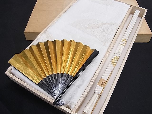 平和屋2■和装小物　帯締め・帯揚げ・扇子セット　礼装用　扇面花文　金糸　逸品　未使用　aaa3027