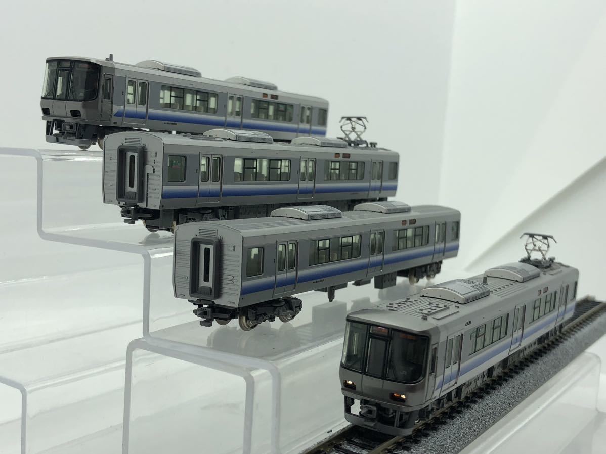 KATO 10-951 223系2500番台タイプ「関空・紀州路快速」4両セット 