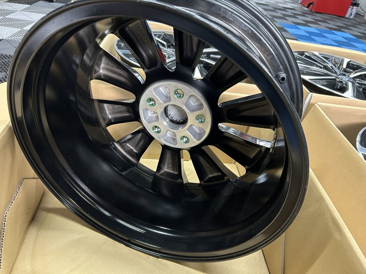 新車外し!スバル 新型 VN レヴォーグ STIスポーツ純正 18インチ7.5J+55 