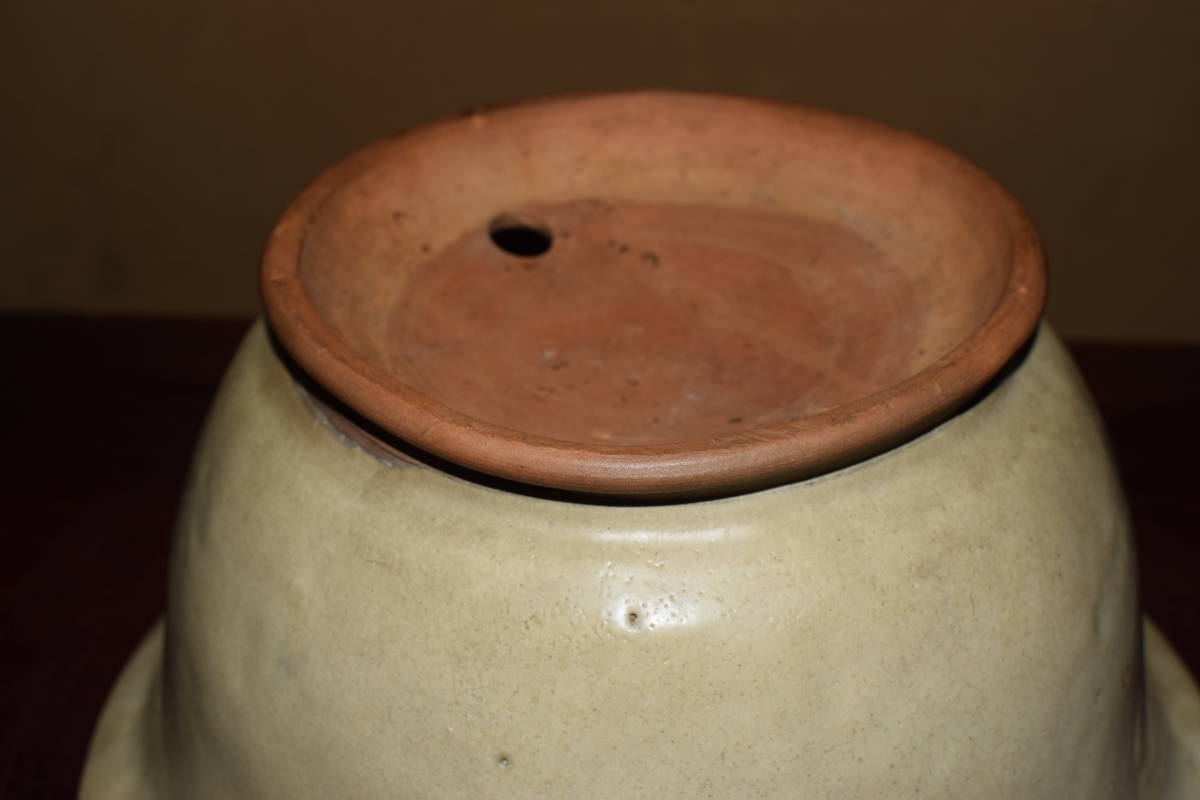 中国古盆器＜清代・白交趾・・時代乗り満点・・最高峰の発色・・実用銘