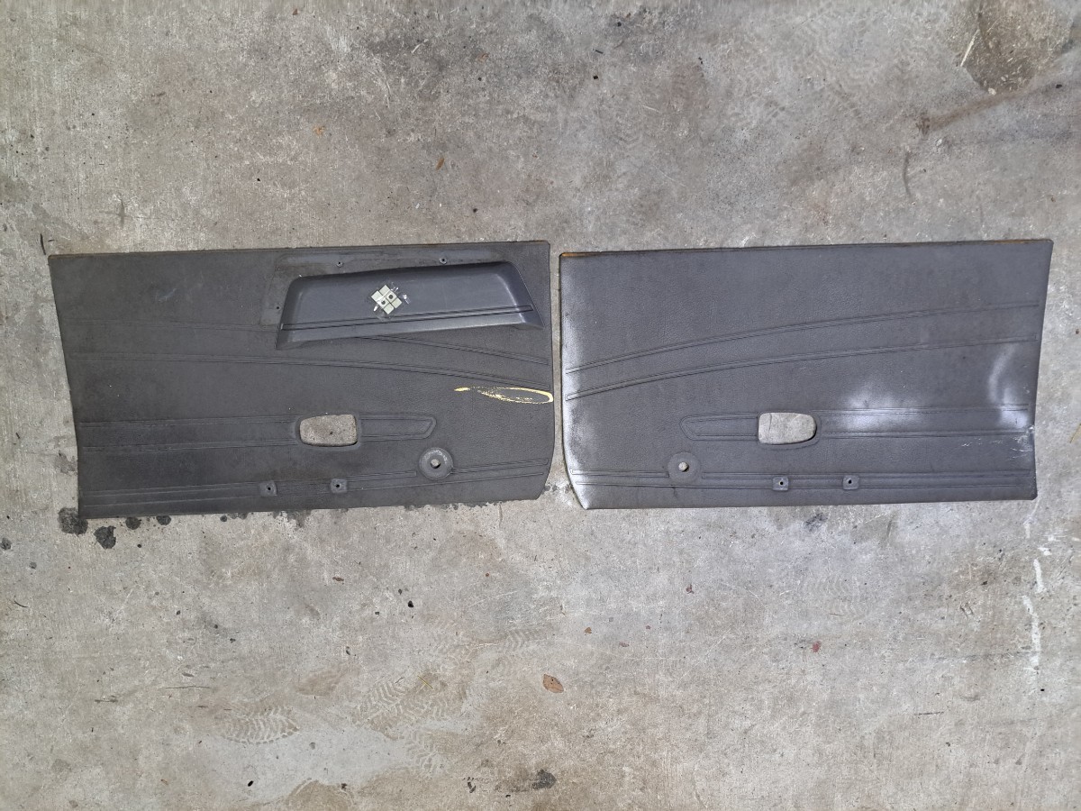 サニトラ ドア 内張り 左右セット ☆サニートラック GB122 フロント