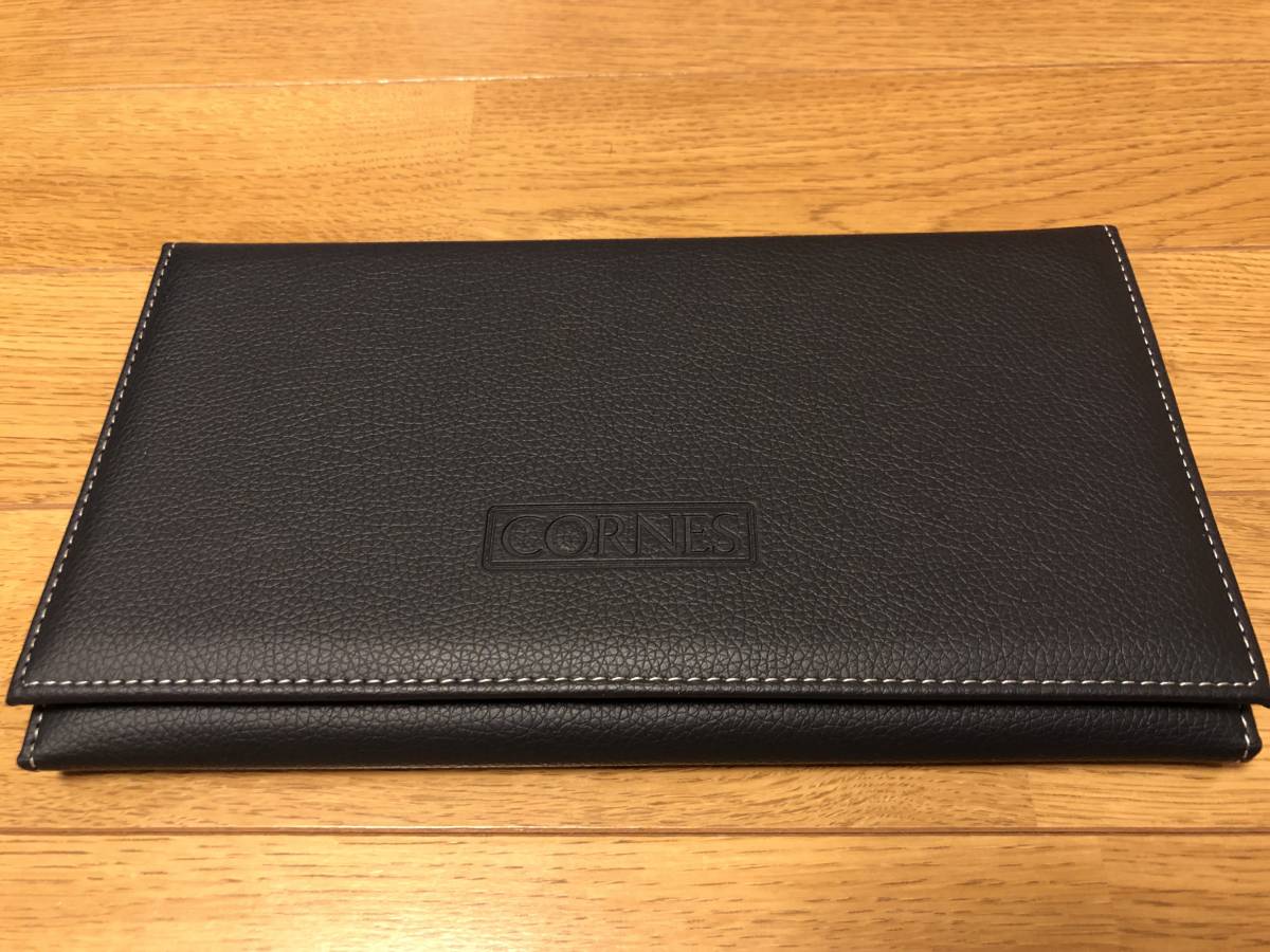 CORNES コーンズ 車検証ケース 美品 【公式通販】
