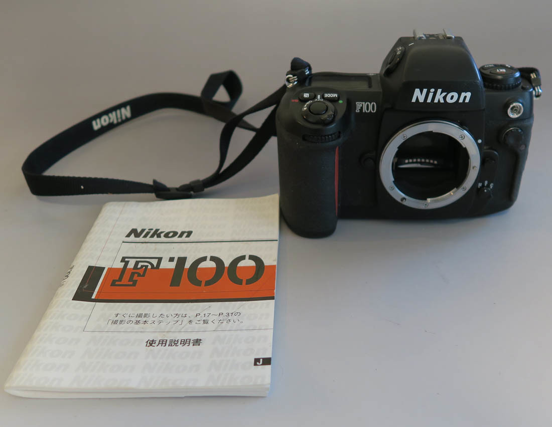 717 □ニコン NIKON F100 ボディ 可動のみ確認 動作未確認 ジャンク