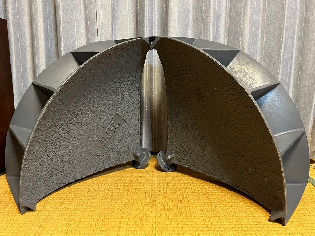 K*a様 ALTEC アルテック　ホーンドライバーセット　激安　JBL派にも 100円スタート！『ALTEC LANSING 311-90 SECTORAL HORN ペア 洗浄済み