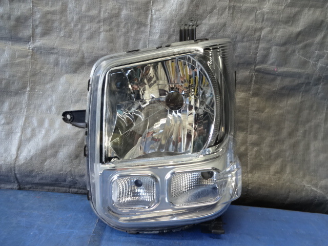 DA17Vエブリィ左中古ヘッドランプ35320-64P13 DA17V/エブリィ/純正ヘッドライト左/ハロゲン/35320-64P00 エブリィ
