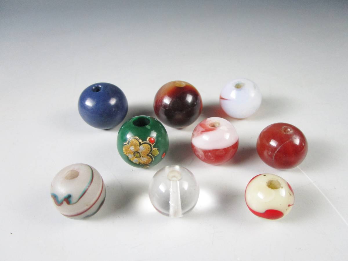 《阡》アンティーク 緒締玉9点まとめて天然石 水晶 ガラス玉等/とんぼ玉 根付 堤物