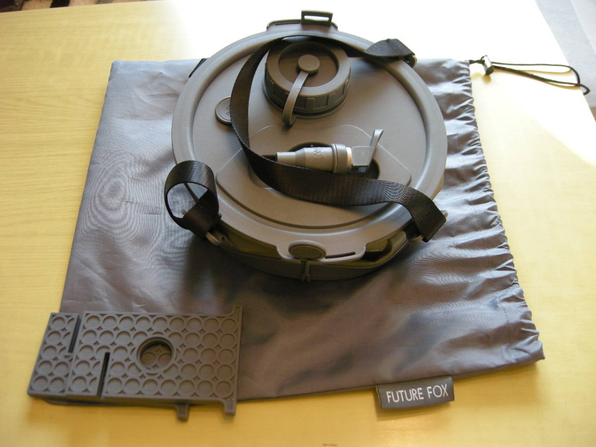 FUTURE FOX ウォータージャグ 10L 折りたたみ式 オリーブ（中古美品）