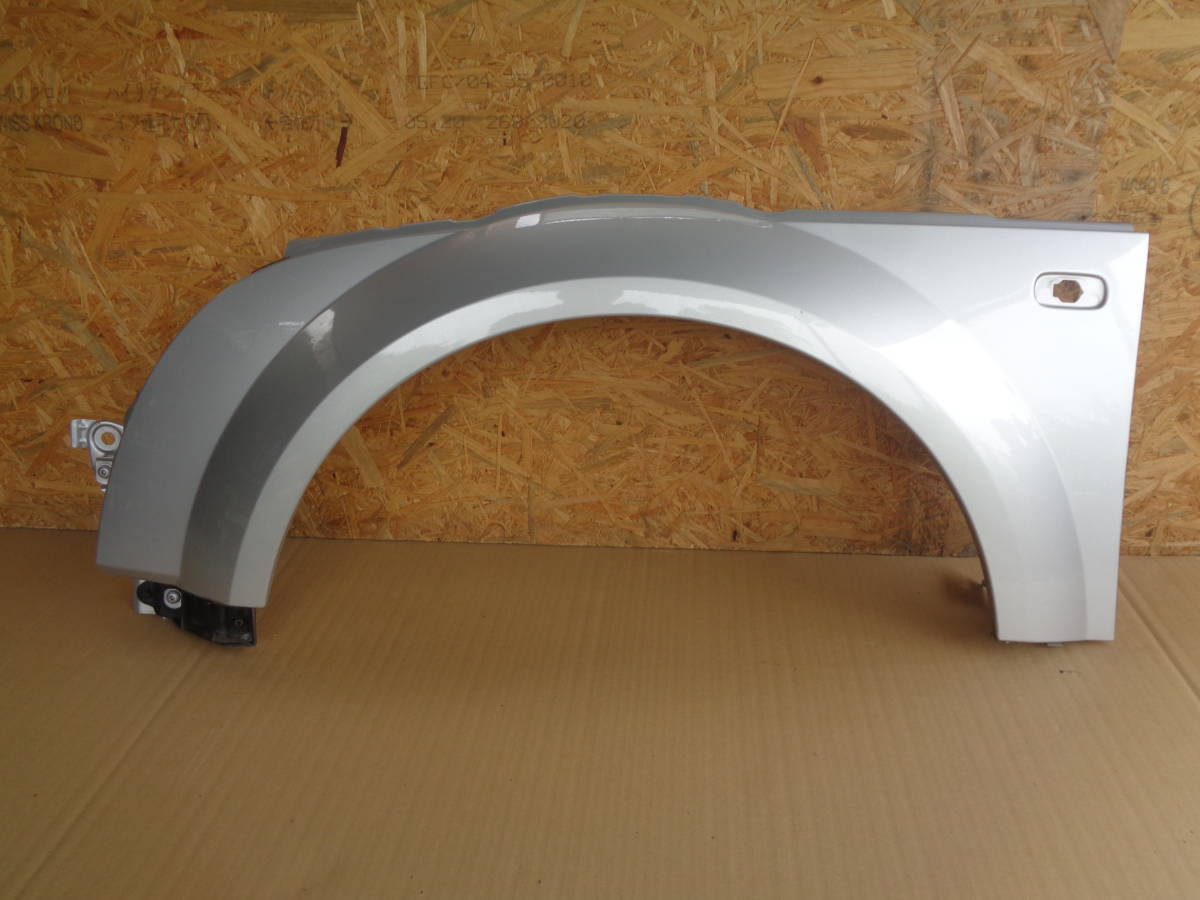[Rmdup31526] アウディTT 8N系 左 フェンダー シルバー 凹み無し 適合確認可 (8NBVR/8NAUQ/8NBHEF/左フロント/左前/フェンダーパネル)