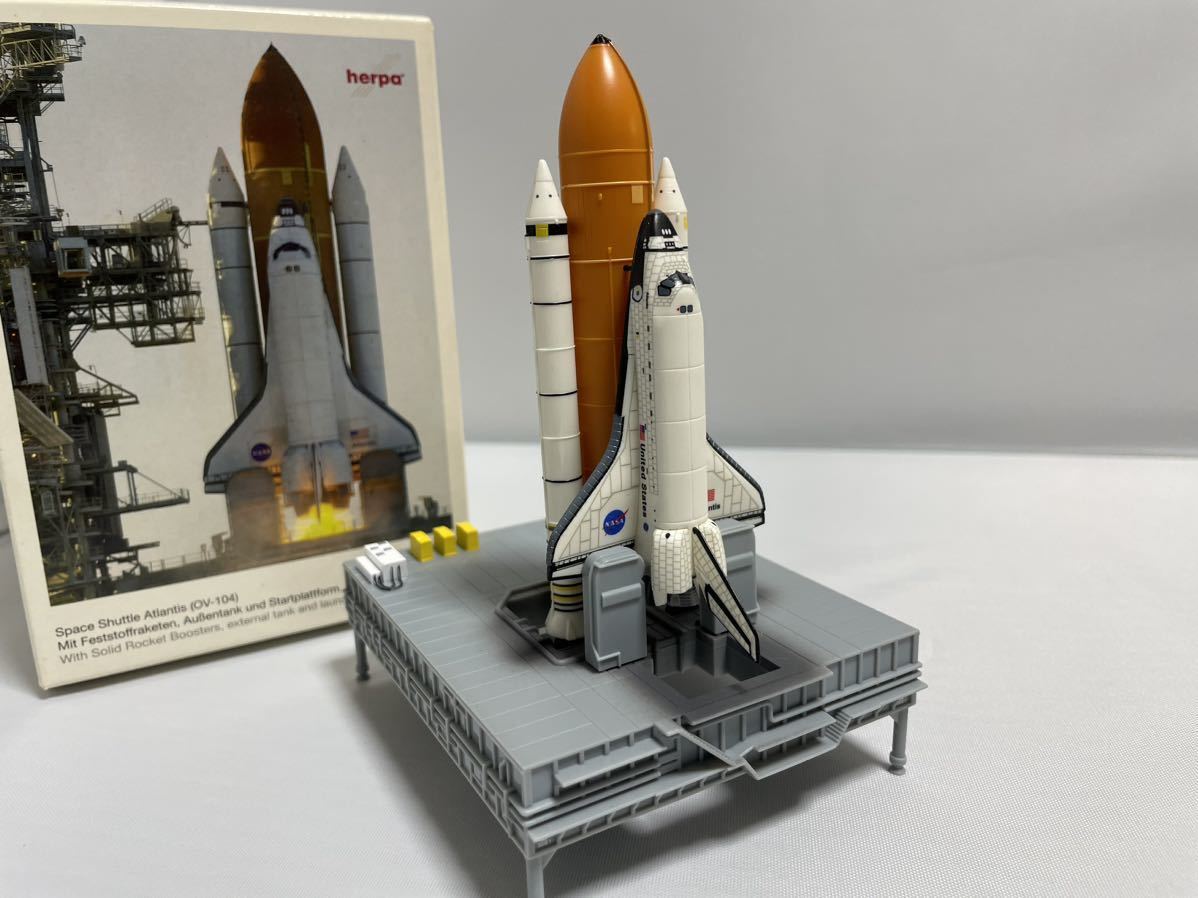 1/500 ヘルパー スペースシャトル アトランティス スペースシャトル