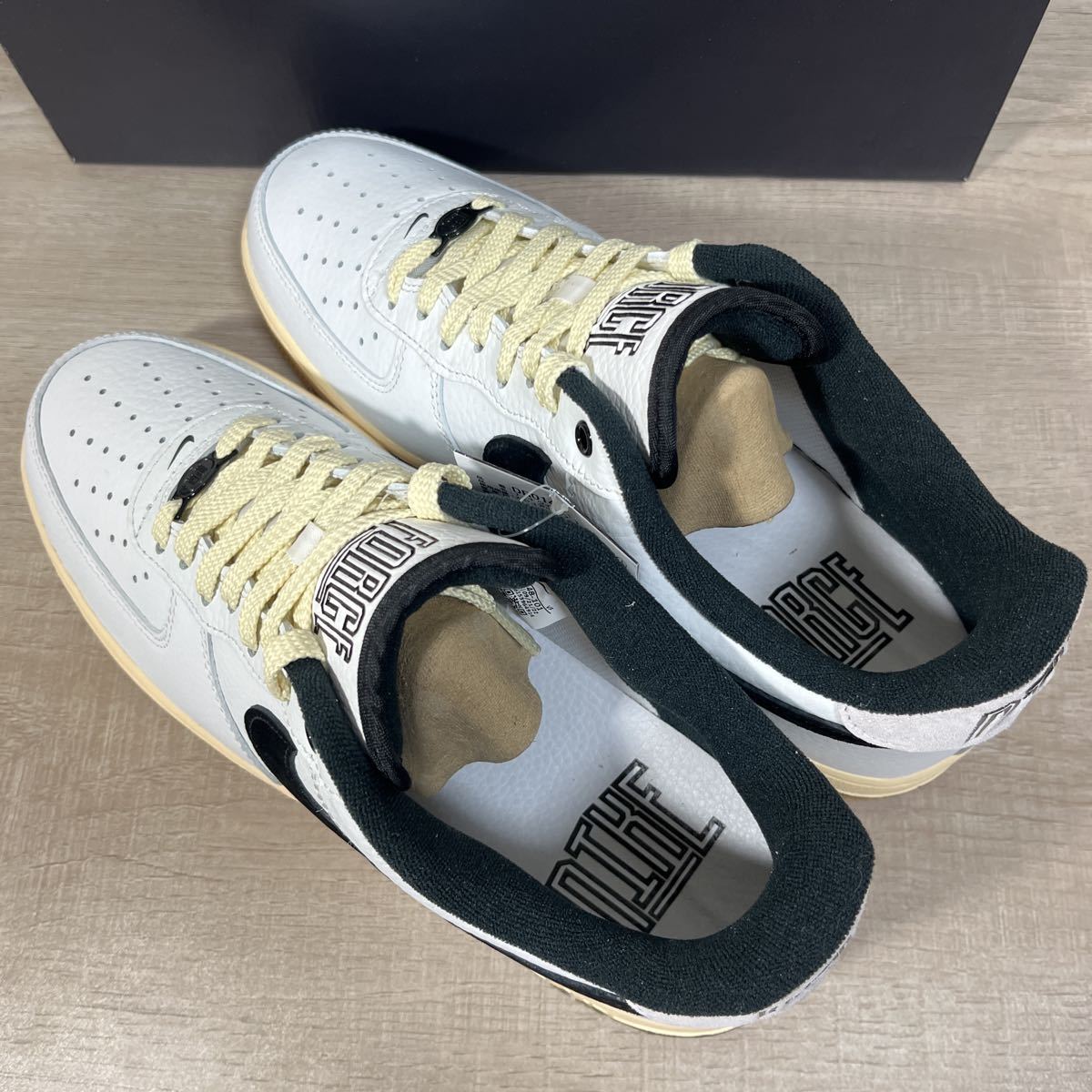 NIKE エアフォース1ホワイト/ブラック/ガムソール メンズスニーカー 