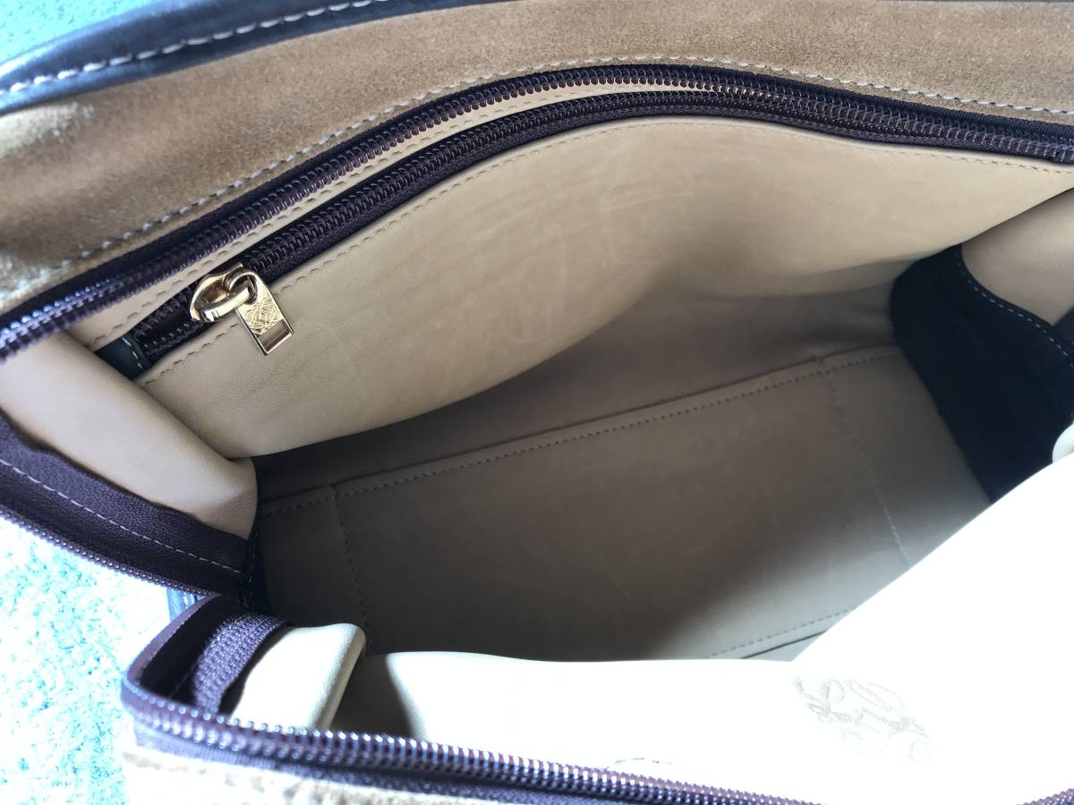 美品ヴィンテージ☆LOEWEロエベ アナグラム アマソナ28 スウェード 
