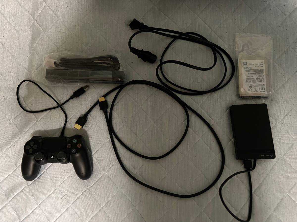 美品 PlayStation 4 Pro ジェット・ブラック PS4 Pro SSD換装済 【公式
