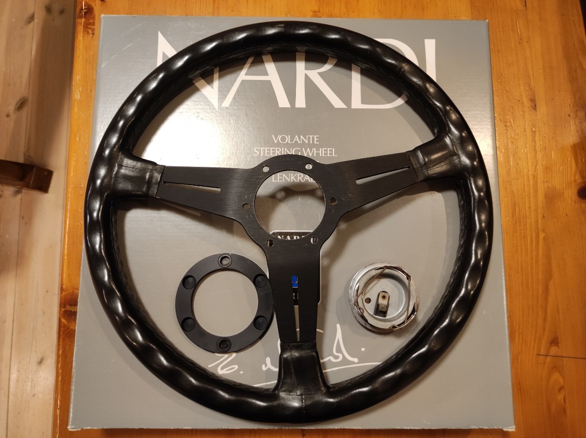 ナルディ NARDI クラシック ブラックレザー ブラックースポーク