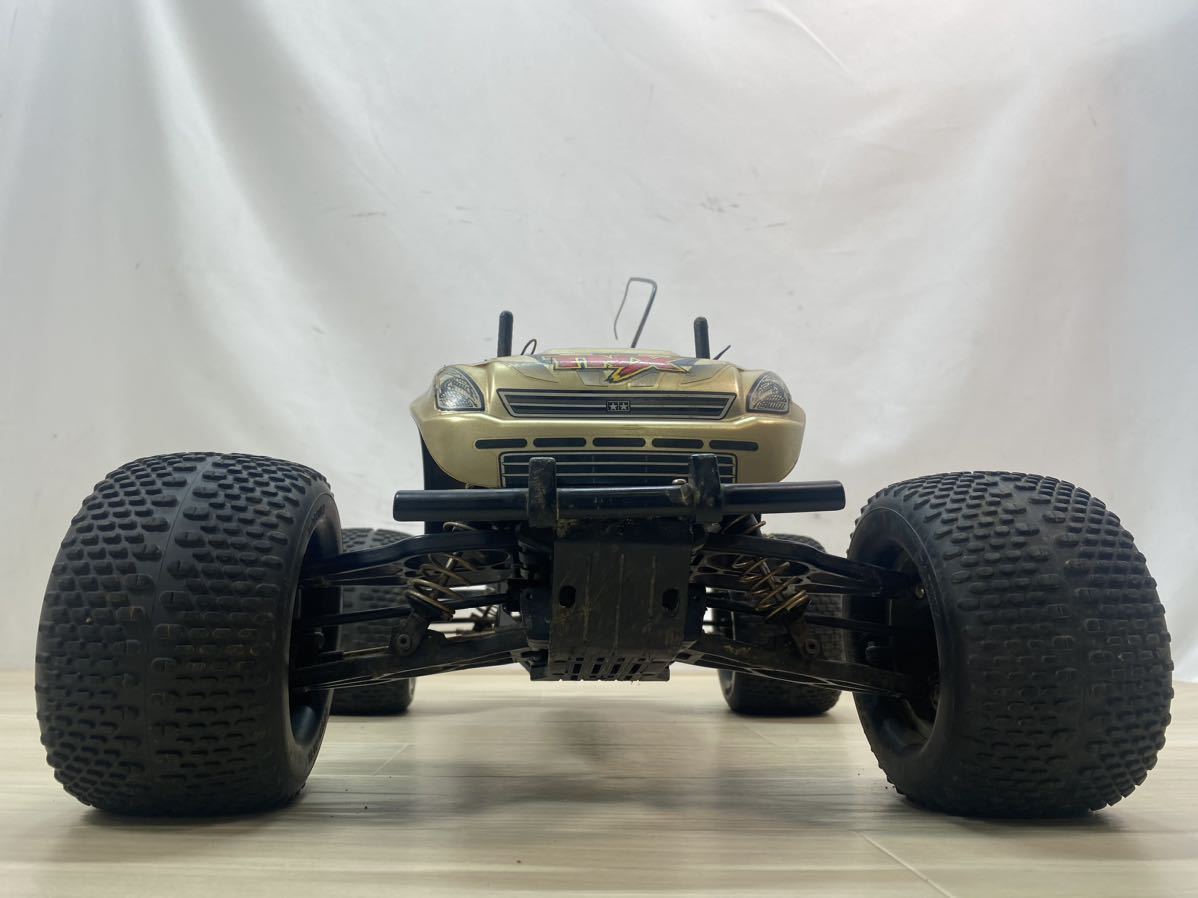 エンジンラジコンTNX5.2R 中古