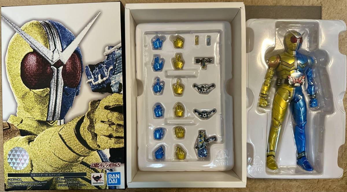 BANDAI】S.H.Figuarts 真骨彫 仮面ライダーW ジョーカー ファング 