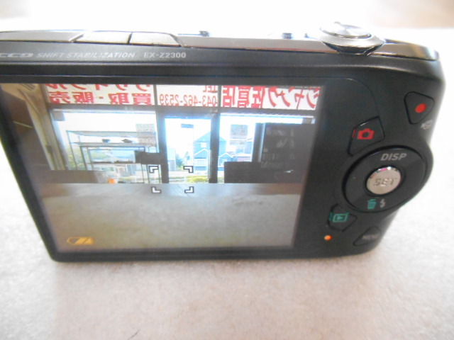 ♪ジャンク CASIO EXILIM×2個 EXZ2000/Z2300 ⑩ デジタルカメラ カメラ