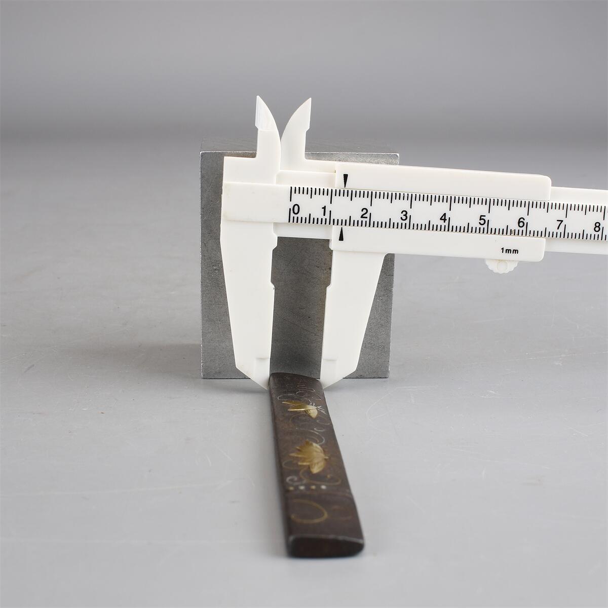 美】TA170 時代 鉄製 金 銀象嵌 小刀 小柄 ／ 箱付 美品！ r 刀装具