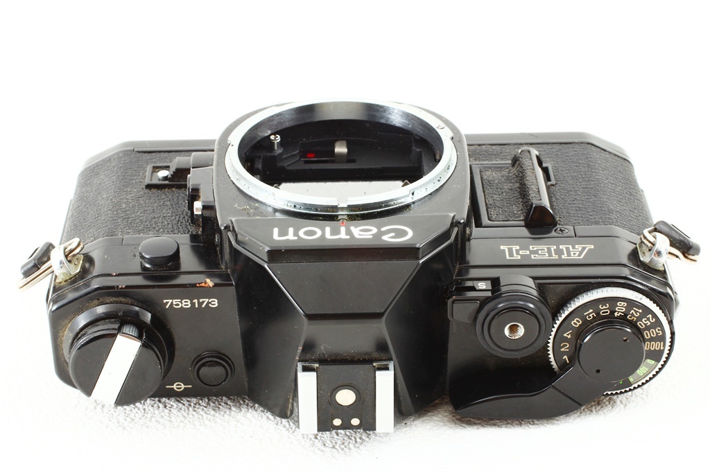 カメラ 格安 Canon キヤノン A-1 FD 50/1.8 レンズ付き フィルム 一眼