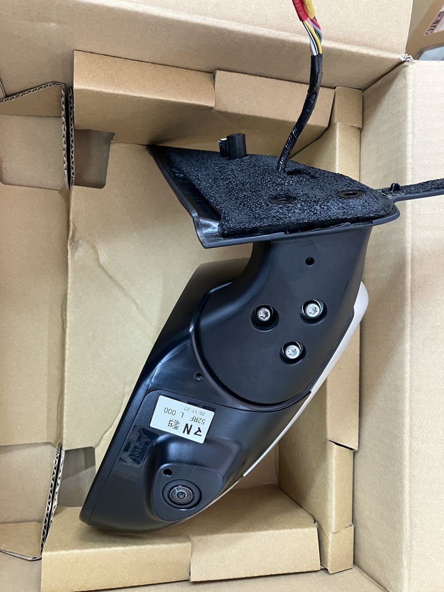 zc33s スイフトスポーツ 左ドアミラー カメラ付き ZVR パールホワイト  