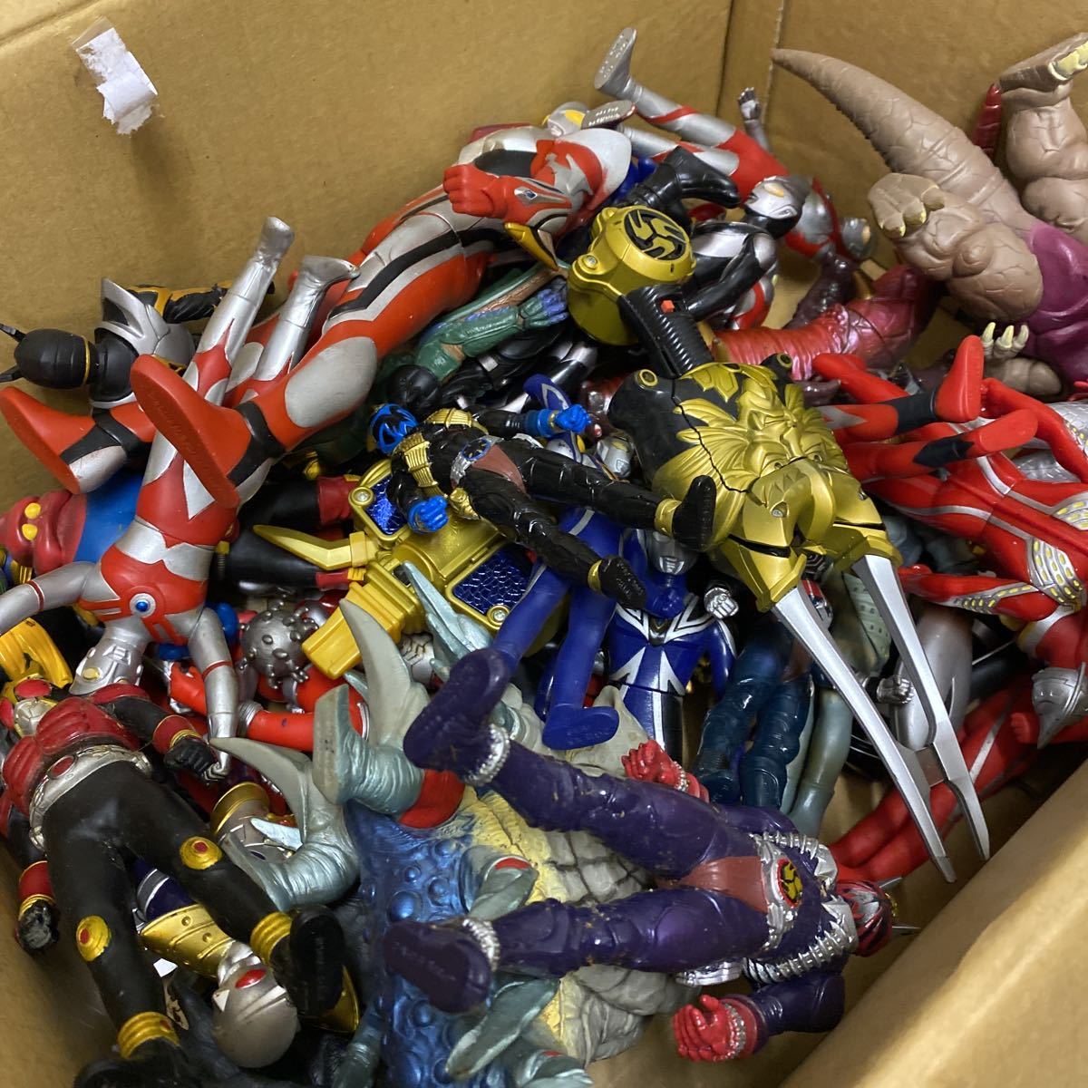 ウルトラマン 怪獣 仮面ライダー フィギュア ソフビ 大量 まとめ売り 