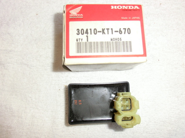 XR250R CDI ユニット (KT1)　２極2本．4極4本　(CF514C) ホンダ純正部品 h CDI | Honda Module 1981-1982 KITACO