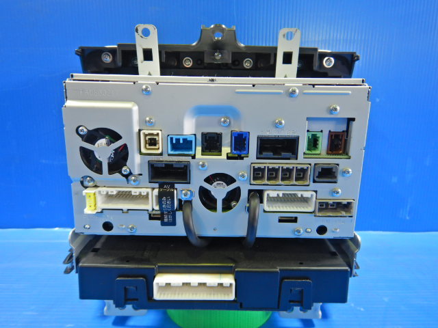 日産 C27 セレナ 純正OP 9インチナビ MM516D-L S/N 518342 フルセグ/CD