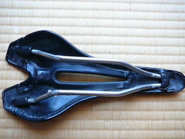 スペシャライズド サドル チタンレール 143mm specialized 新品