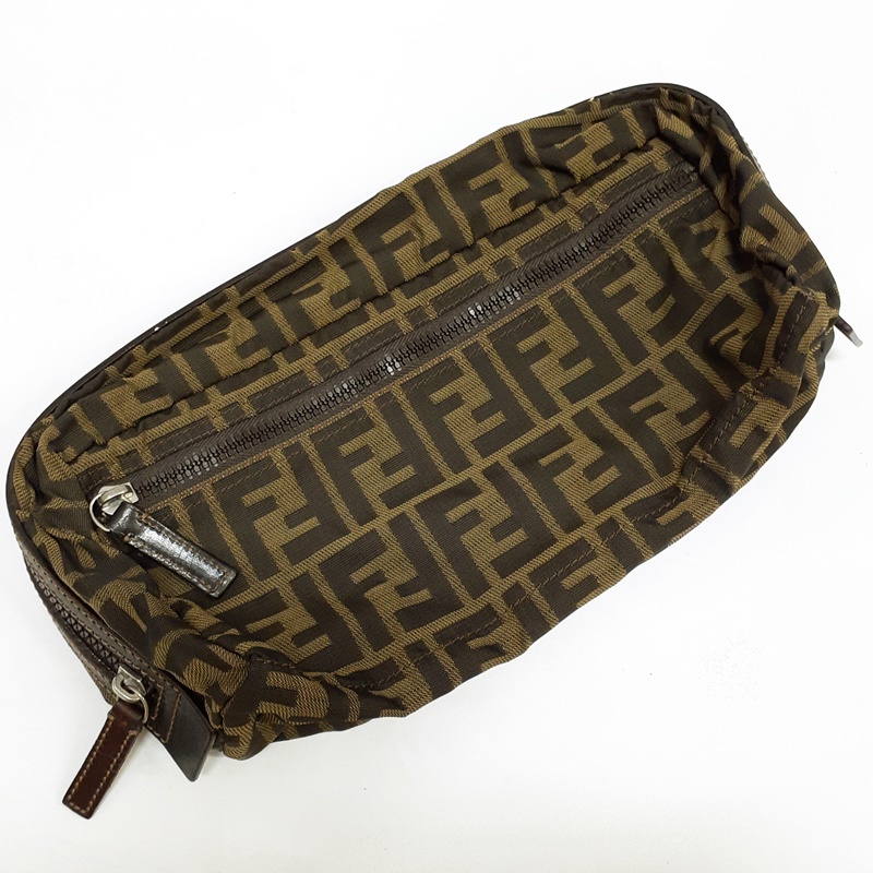 現状品) FENDI ズッカ柄 ポーチ ナイロンキャンバス×レザー 2241 26645