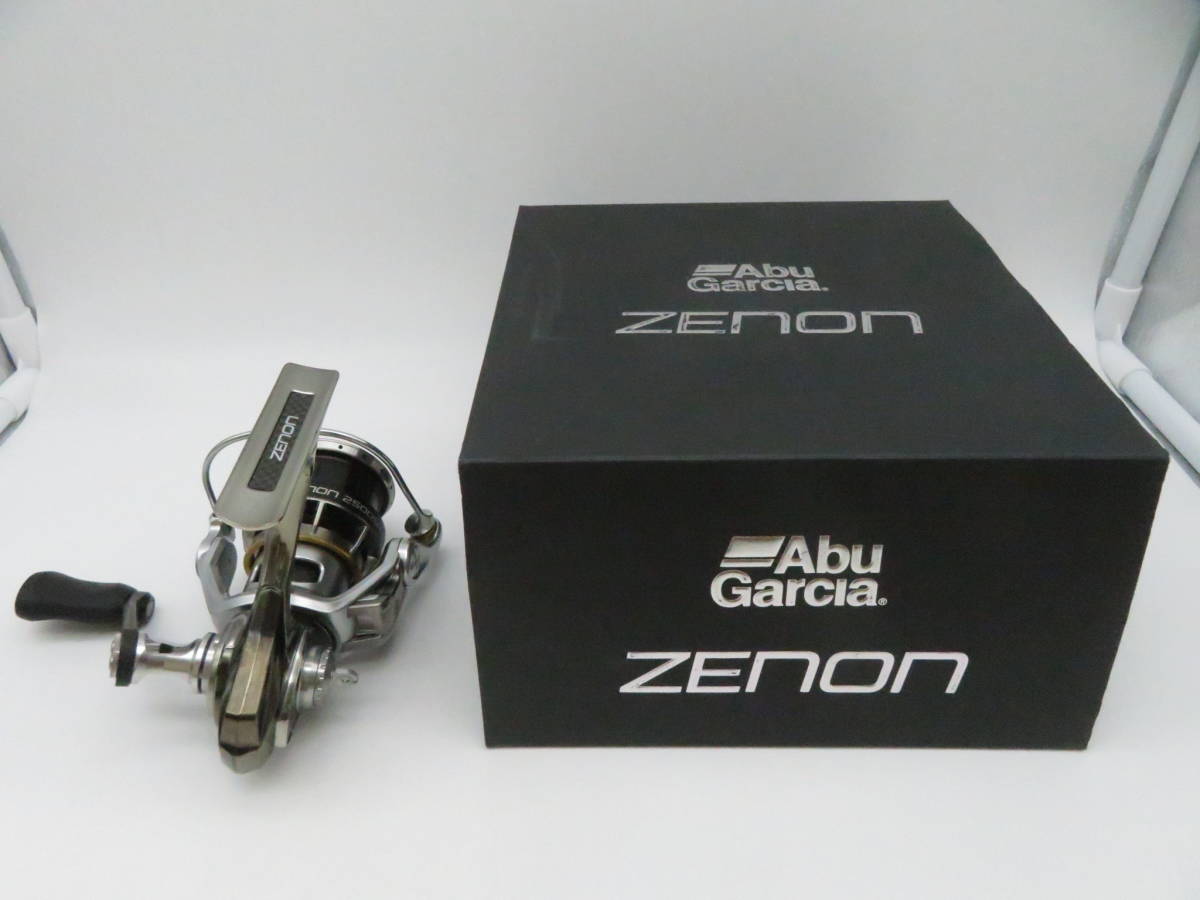 【目立つキズなし】FI-088◆アブガルシア 21ゼノン 2500SH 中古品