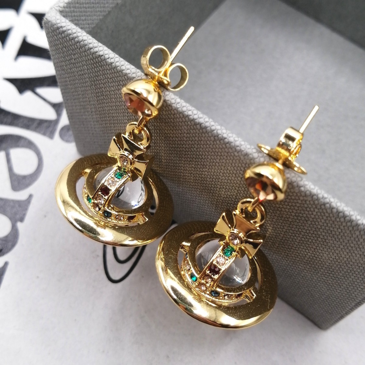 美品 Vivienne Westwood ヴィヴィアン ウエストウッド タイニーオーブ 