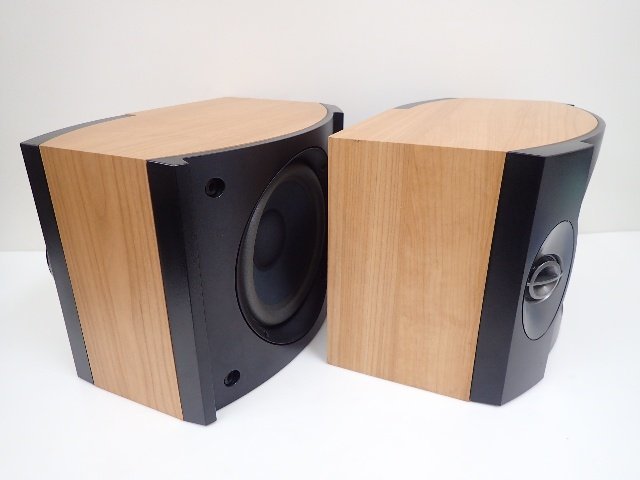 BOSE ボーズ 301V スピーカー 左右ペア(黒) BOSE ボーズ 301 V BOSE ボーズ 301V スピーカー 左右ペア(黒) BOSE ボーズ 301 V