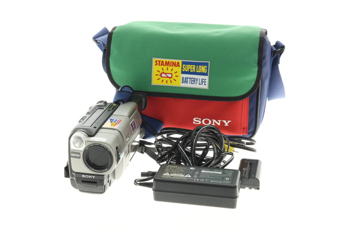 VMPD5-74-54 SONY ソニー ビデオカメラ MODEL CCD-TRV80 Handycam ハンディカム Video Hi8 2.5型液晶 付属品付き 通電確認済み ジャンク