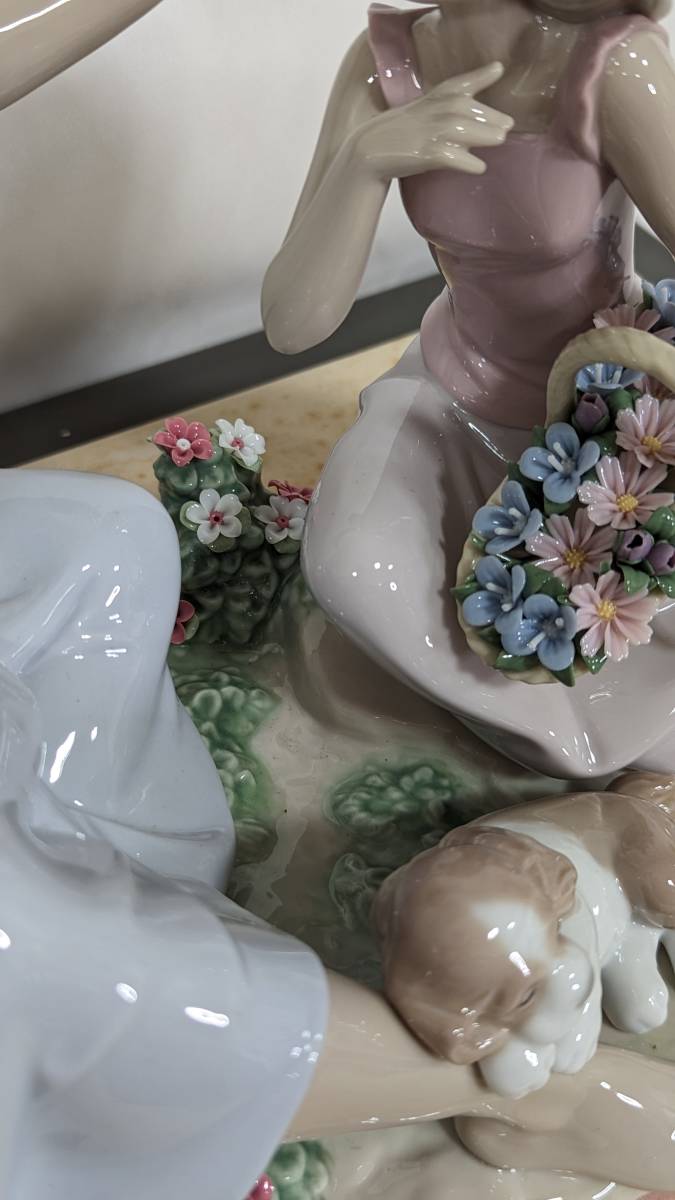 H332 LLADRO リヤドロ 陽だまりの午後 AS PRETTY AS A FLOWER 陶器人形