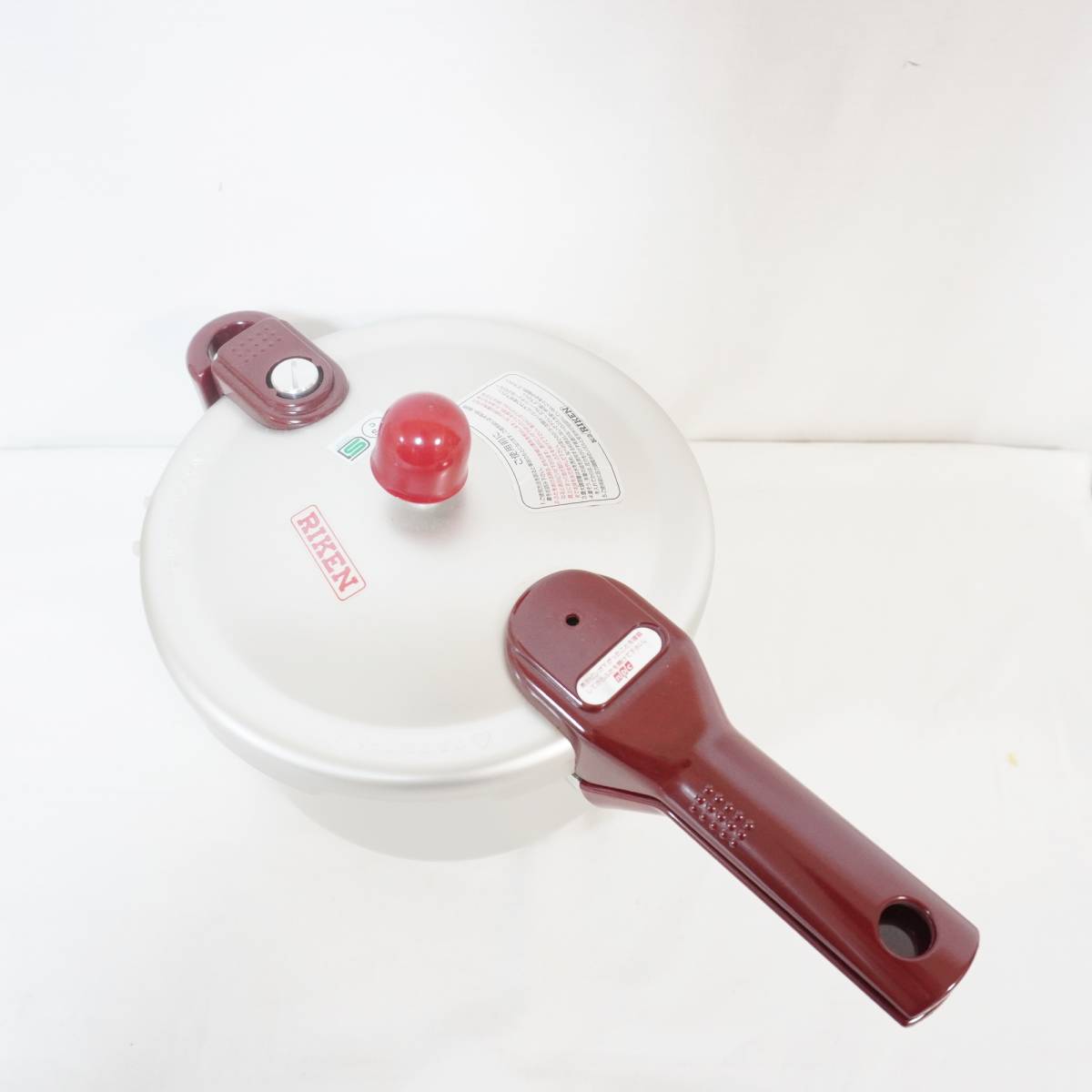 調理器具 【未使用】理研 圧力鍋 こなべちゃん 3.0ℓ