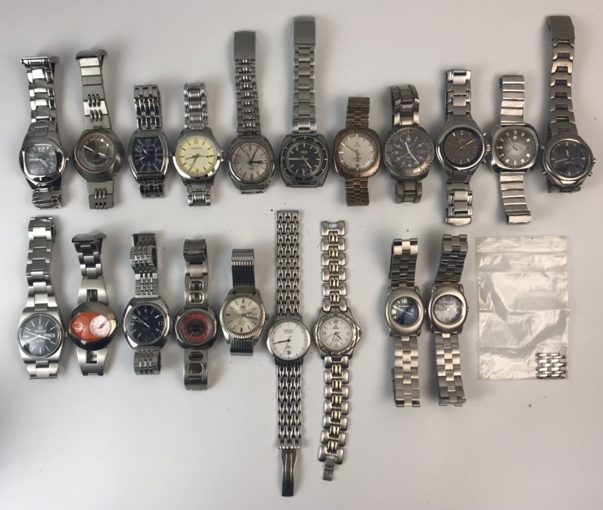 1000円〜●★一部稼働★ 腕時計 AKA OZOC シチズン エルジン Admiral CYMA シルバー系 部品取り QZ まとめ ★okoy2013834-42★op2342