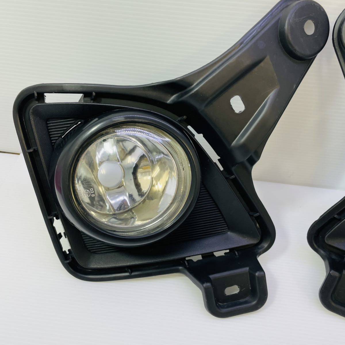 H2☆3型ハイエース純正フォグランプユニット左右セット トヨタ☆81482