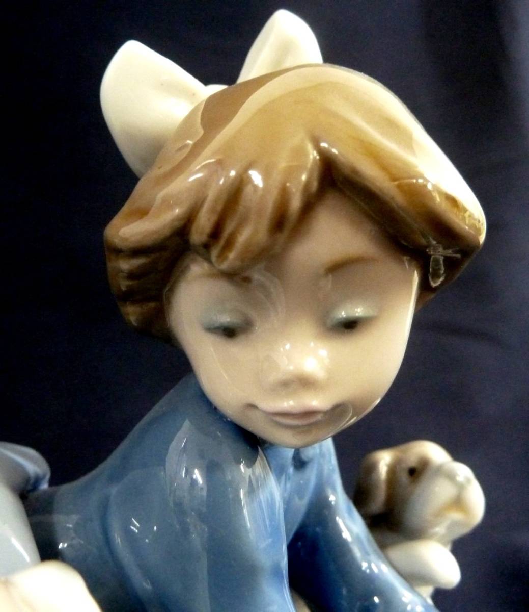 1000円スタート フィギュリン LLADRO リヤドロ 7611 夏の日の散歩 箱 