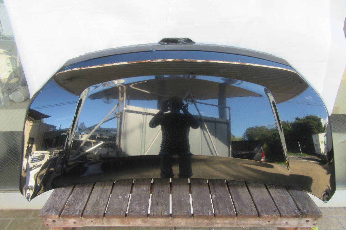 ヴォクシー　ZRR80　ボンネット　230803R22