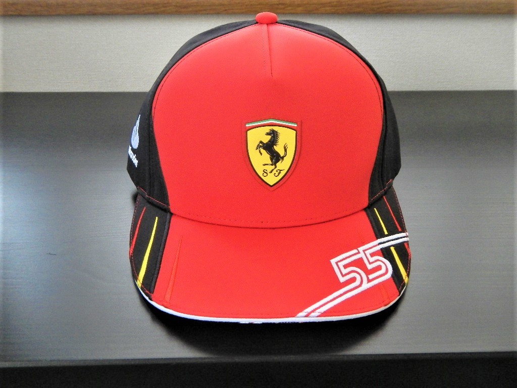2022” フェラーリ F1 チーム支給品 サインツ本人用 キャップ