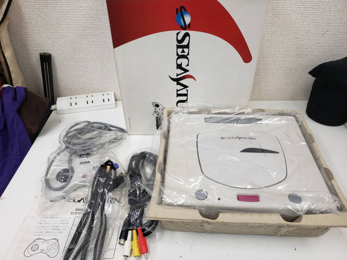 セガサターン　SEGA SATURN 【通電のみ確認】　中古　ゲーム機　箱付き　