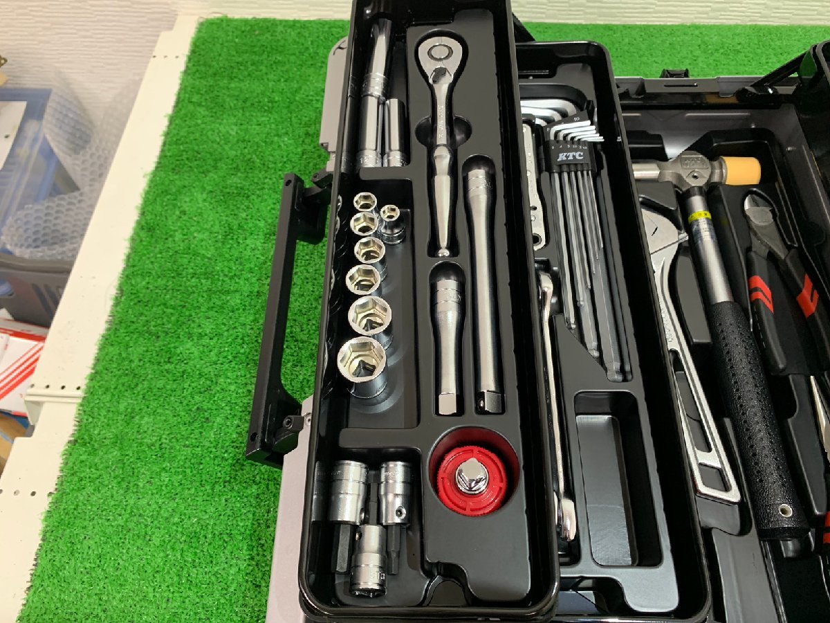 未使用】 KTC 工具セット 両開きメタルケース 9.5sq SK3561WZ 【博多店 