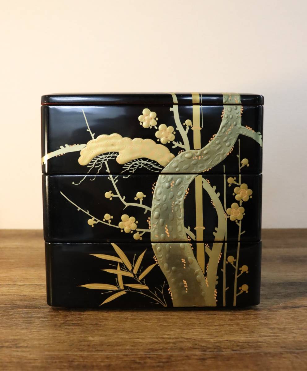 重箱 三段重 松竹梅 金彩 漆器/漆芸/漆塗り 朱色/赤色/黒色 伝統工芸