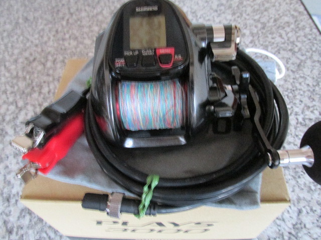 【中古美品】シマノＰＬＡＹＳ３０００ シマノ SHIMANO PLAYS3000 リール 3000] 電動丸