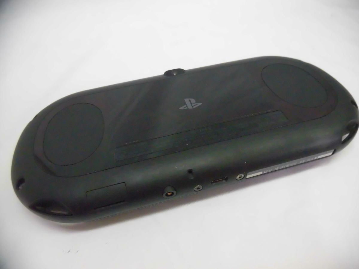25 送￥250 0822%B05 PSVITA 2000 本体 ブラック ver3.73 ＆ メモカ8GB