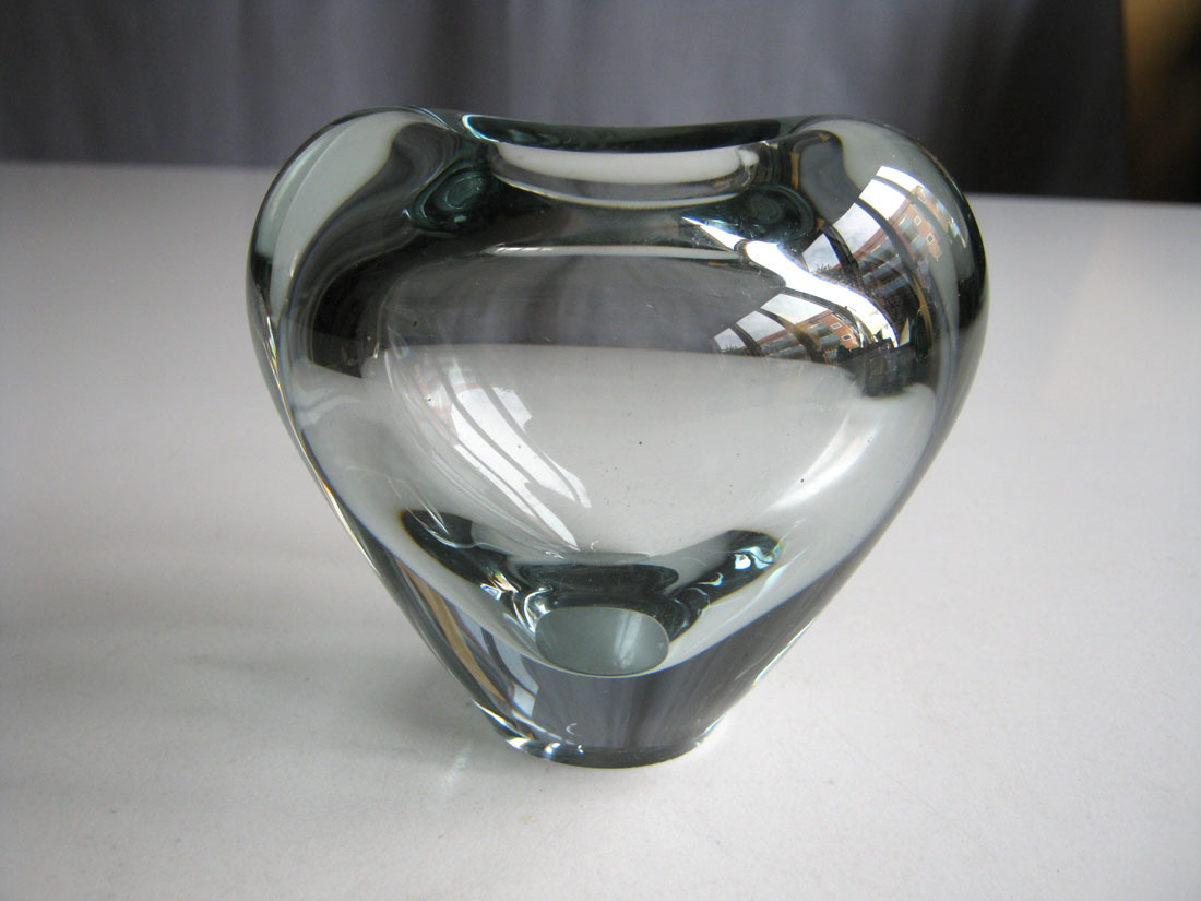 ★北欧雑貨　デンマーク　ビンテージ Holmegaard ホルムガード　Per Lutken Minute　ハート形　花瓶　スモークグリーン　中サイズ　